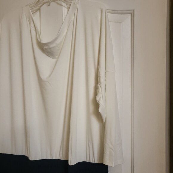 NWOT Brittany Humble Off-Shoulder Jumpsuit White & Navy Size 3X - Picture 7 of 13